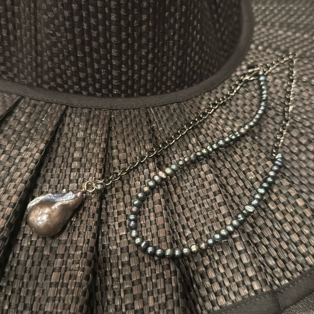 🧋Verameat black pearl and chain necklace adjustable with black baroque pearl